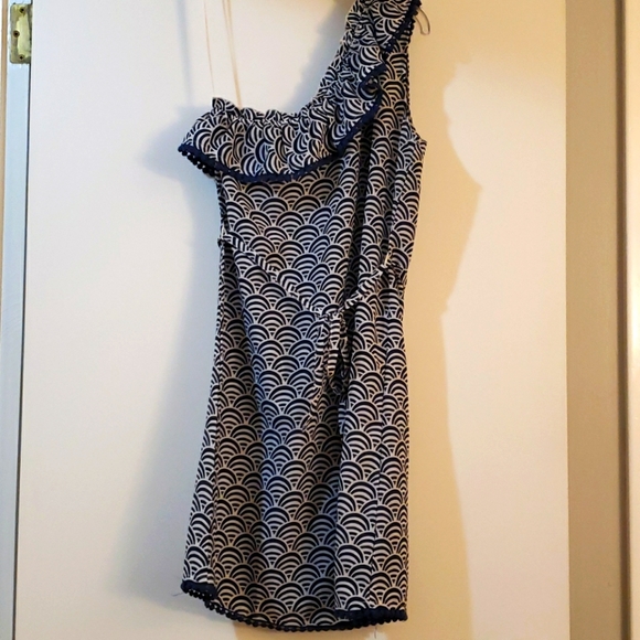 Dress - Picture 1 of 1